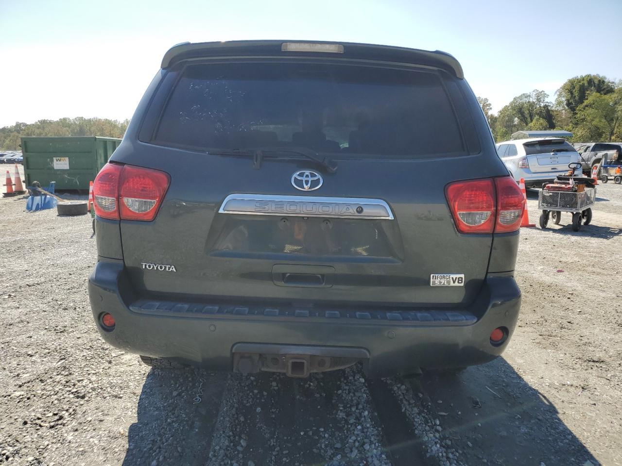2008 TOYOTA Sequoia