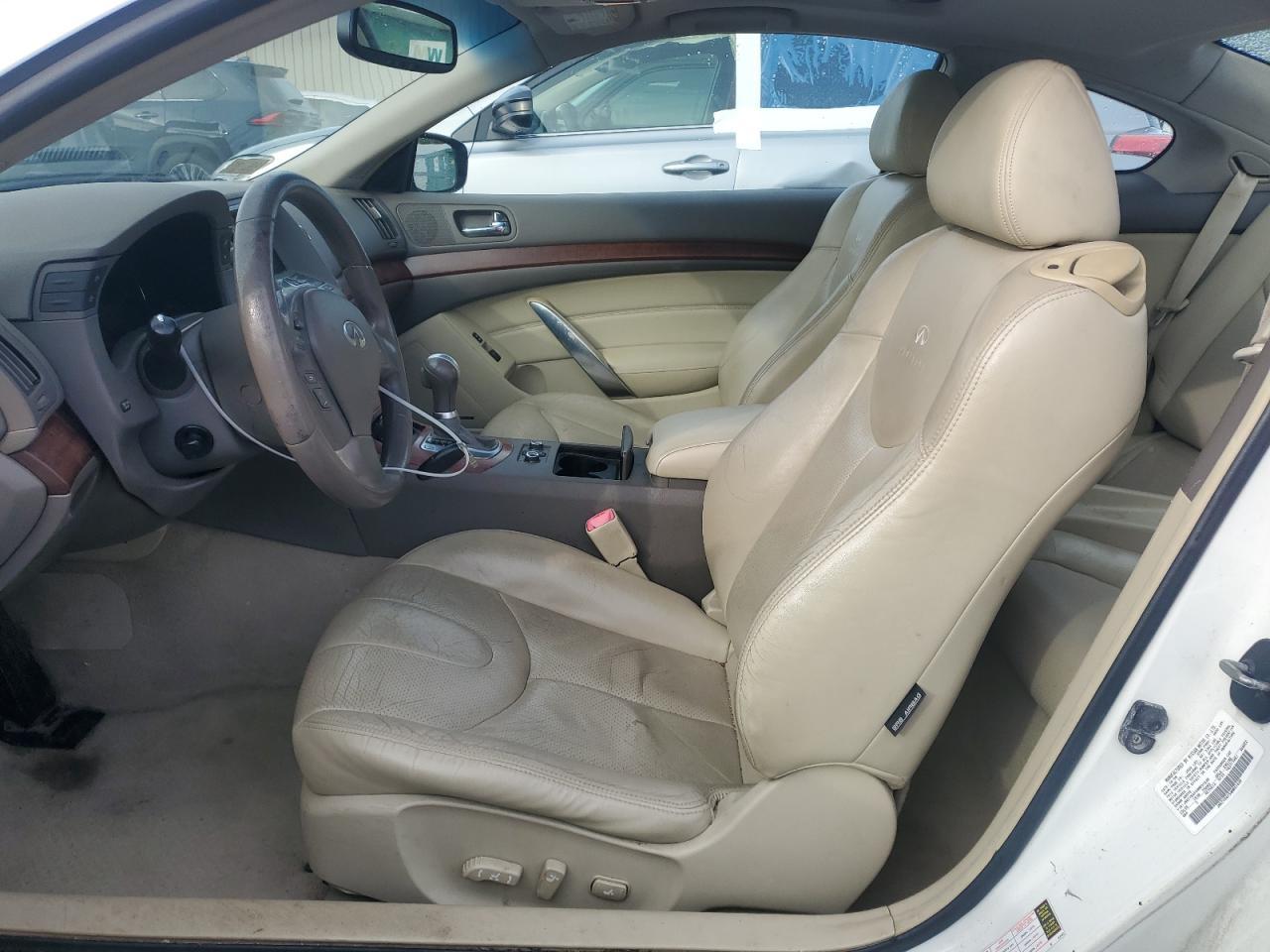 2009 INFINITI G37