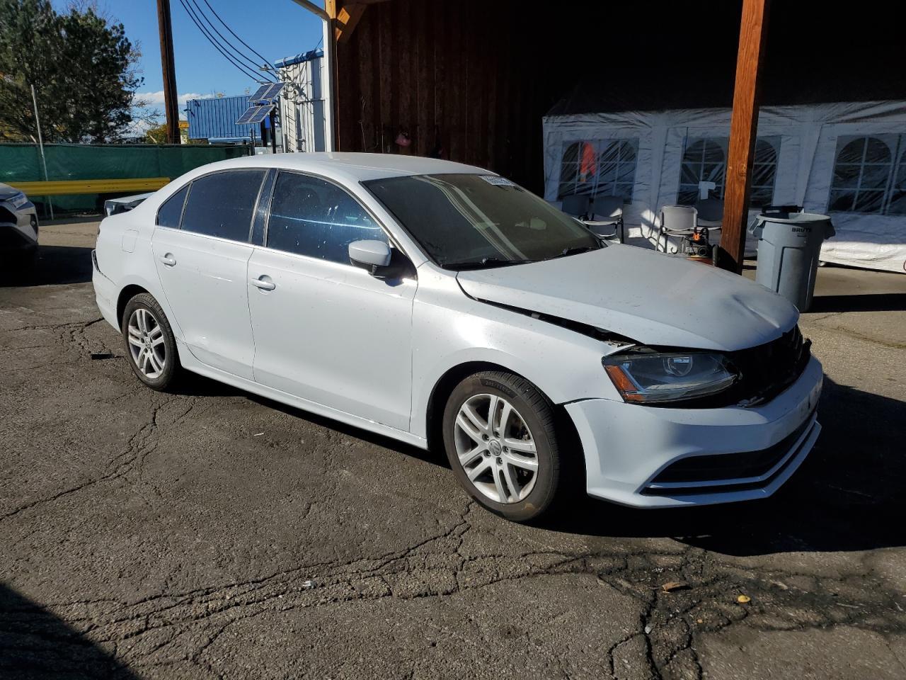 2017 VOLKSWAGEN JETTA
