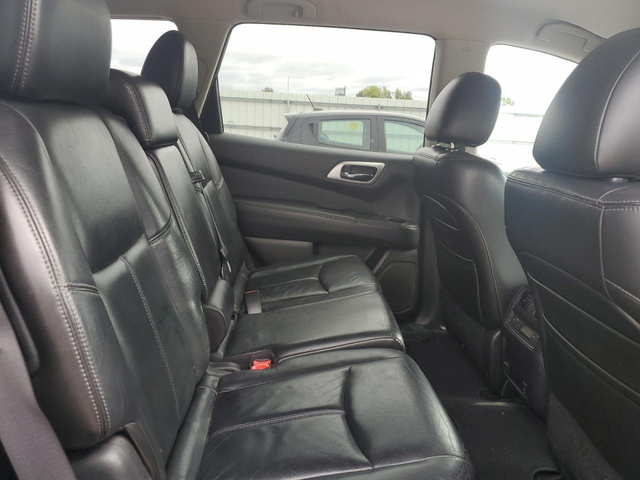2013 NISSAN PATHFINDER