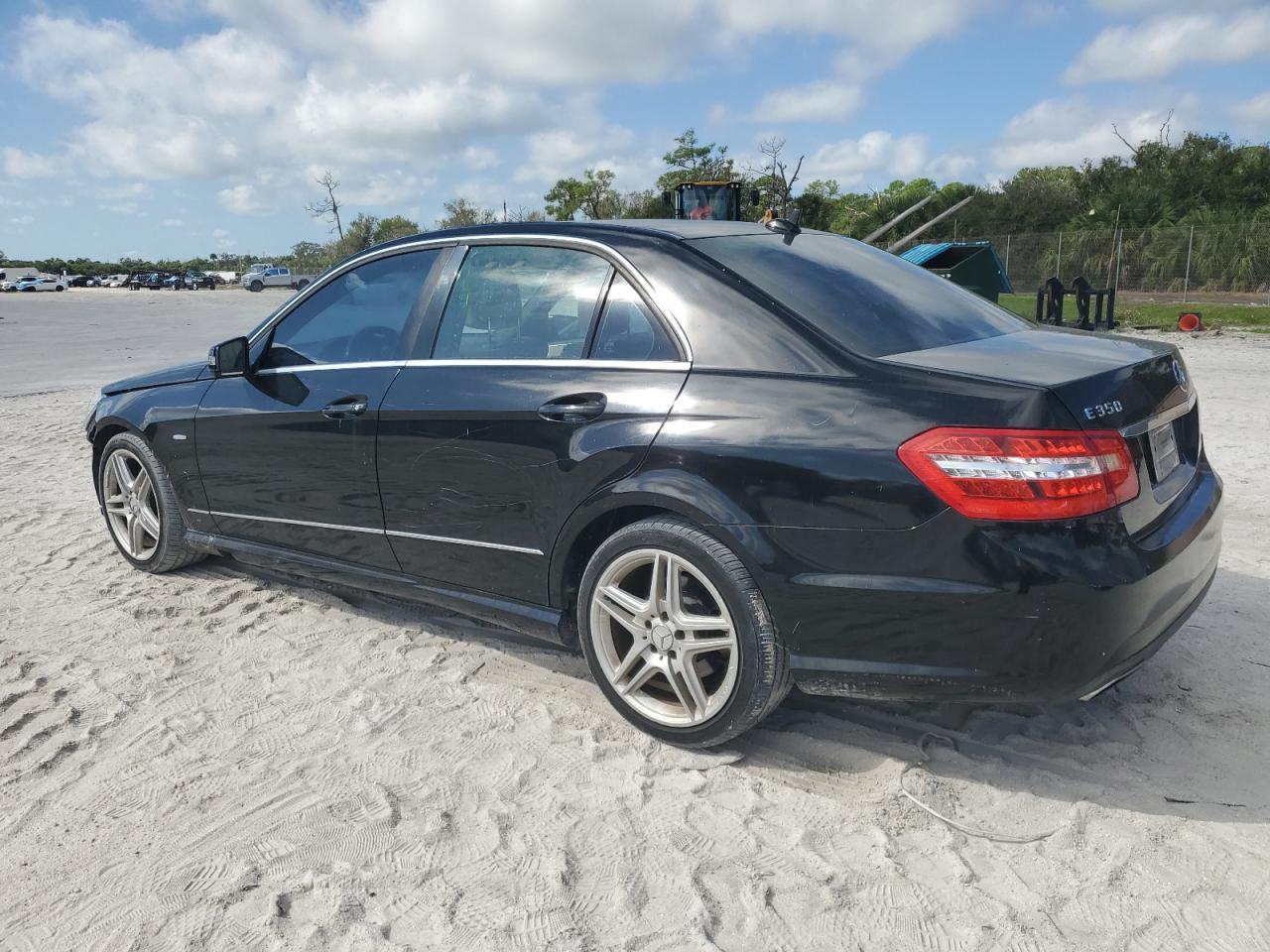 2012 MERCEDES-BENZ E-Class