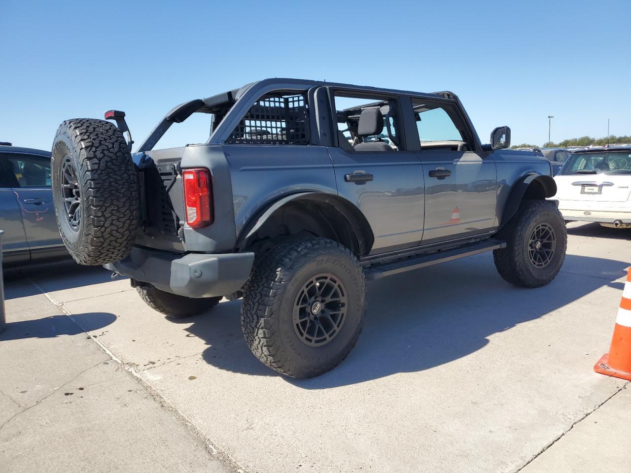 2022 FORD Bronco