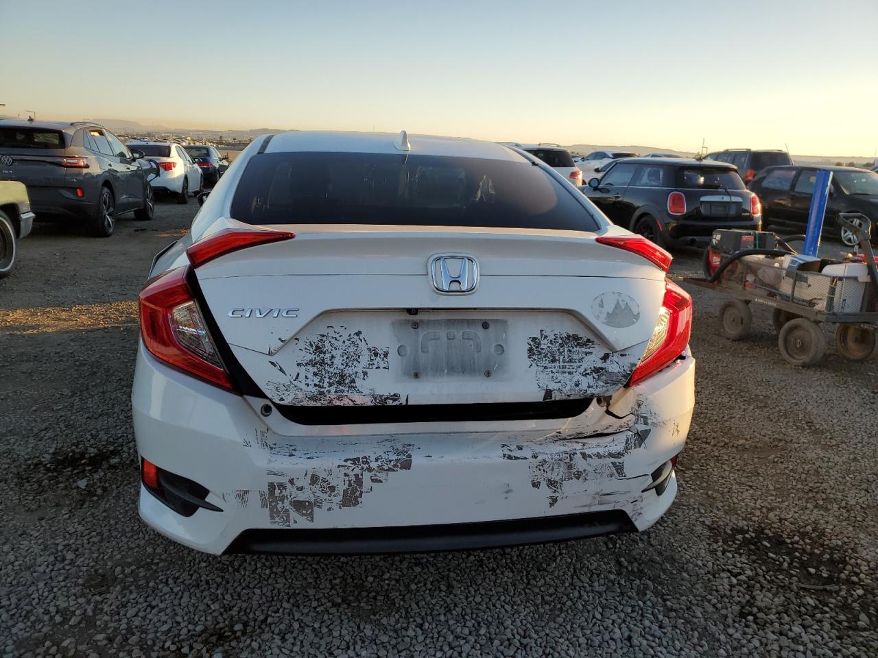 2018 HONDA CIVIC