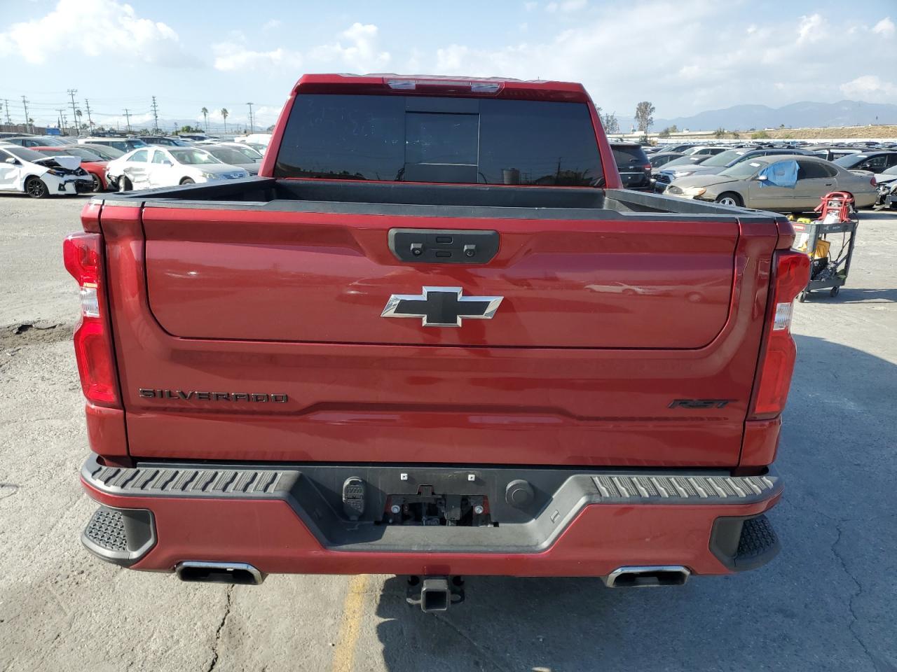 2023 CHEVROLET Silverado