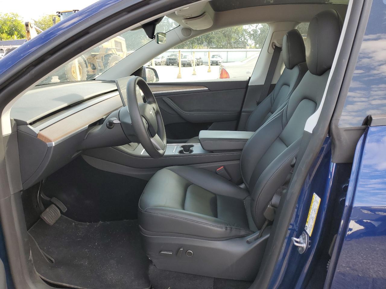 2024 TESLA MODEL Y
