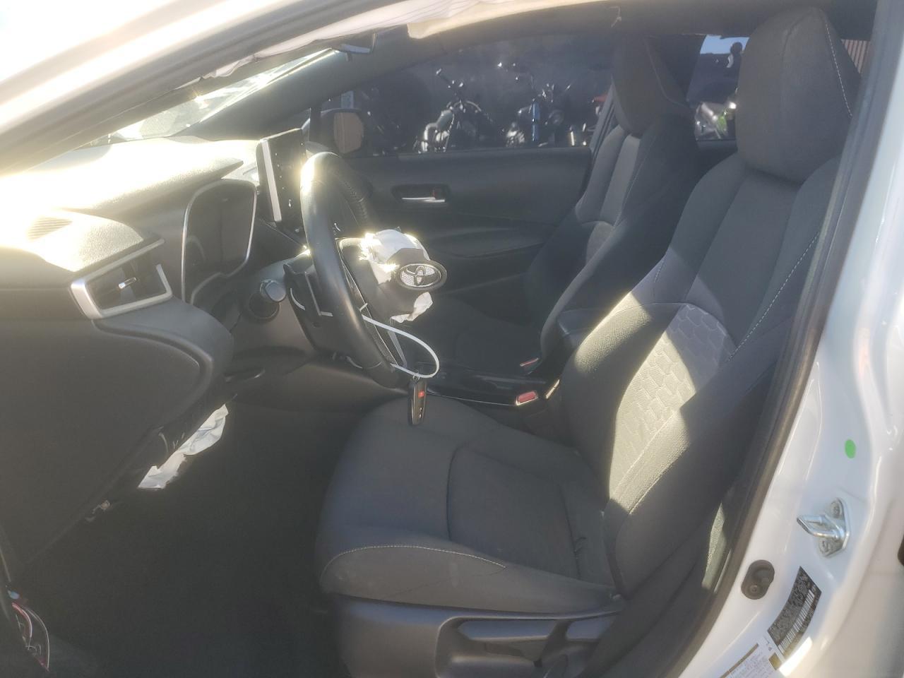 2021 TOYOTA COROLLA