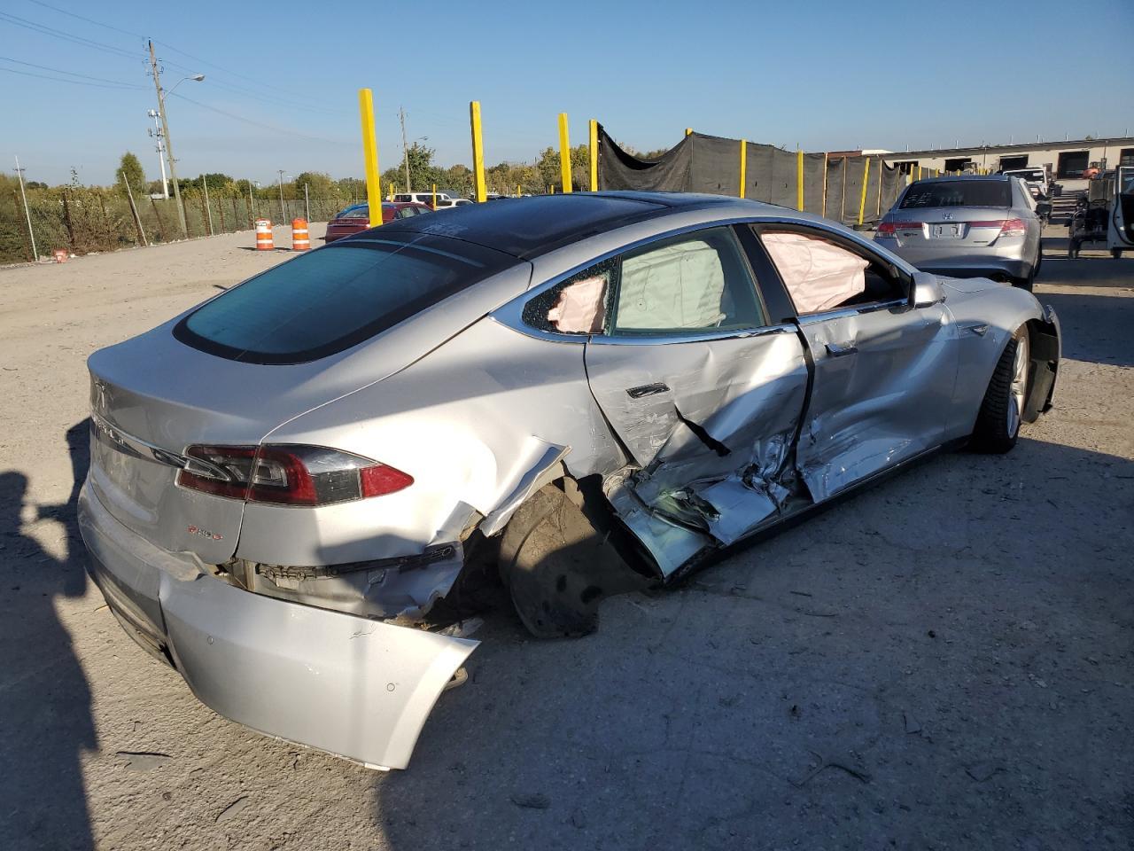 2015 TESLA MODEL S
