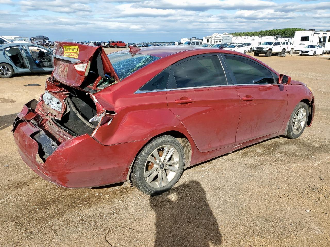 2011 HYUNDAI SONATA