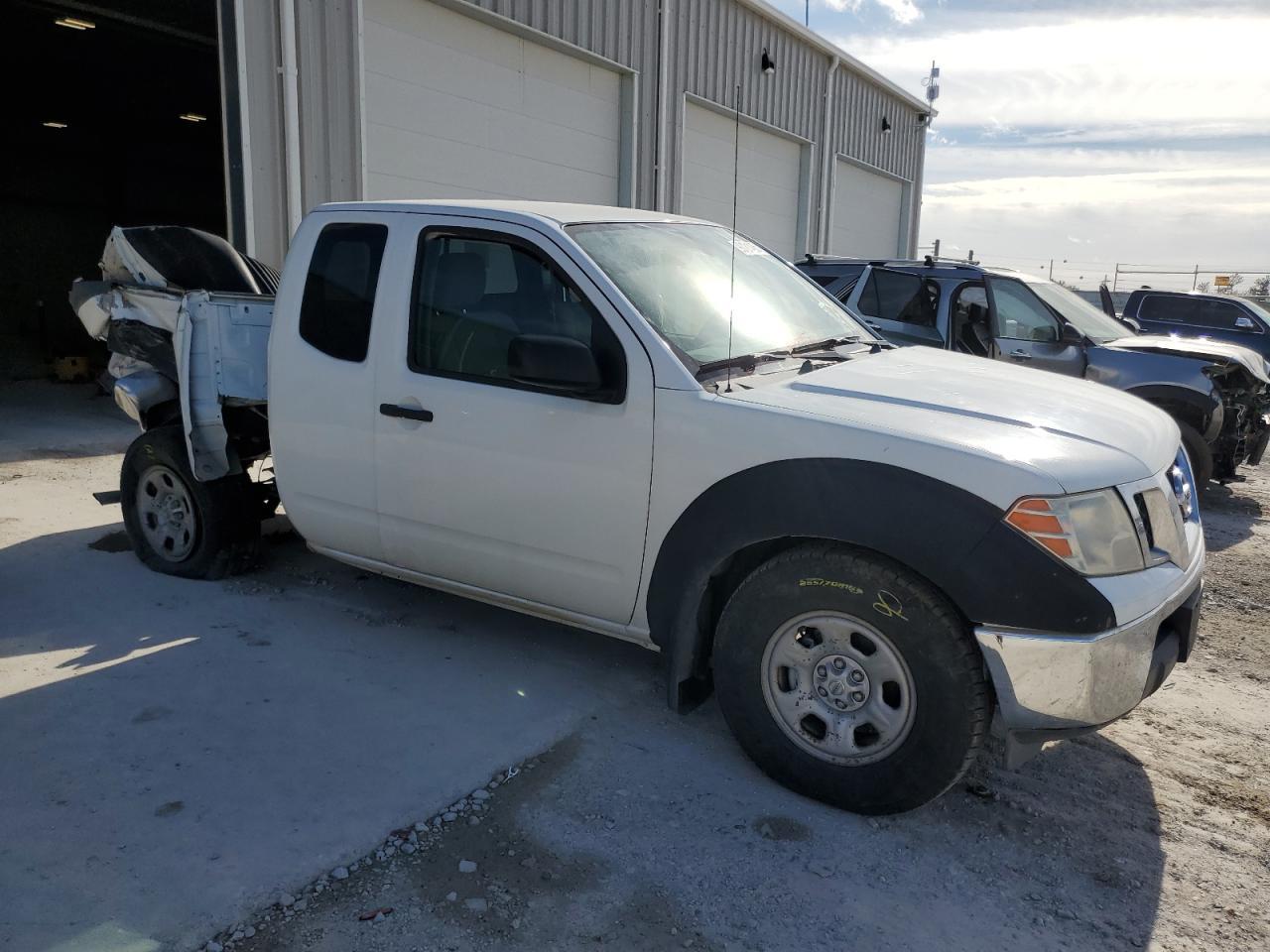 2010 NISSAN Frontier