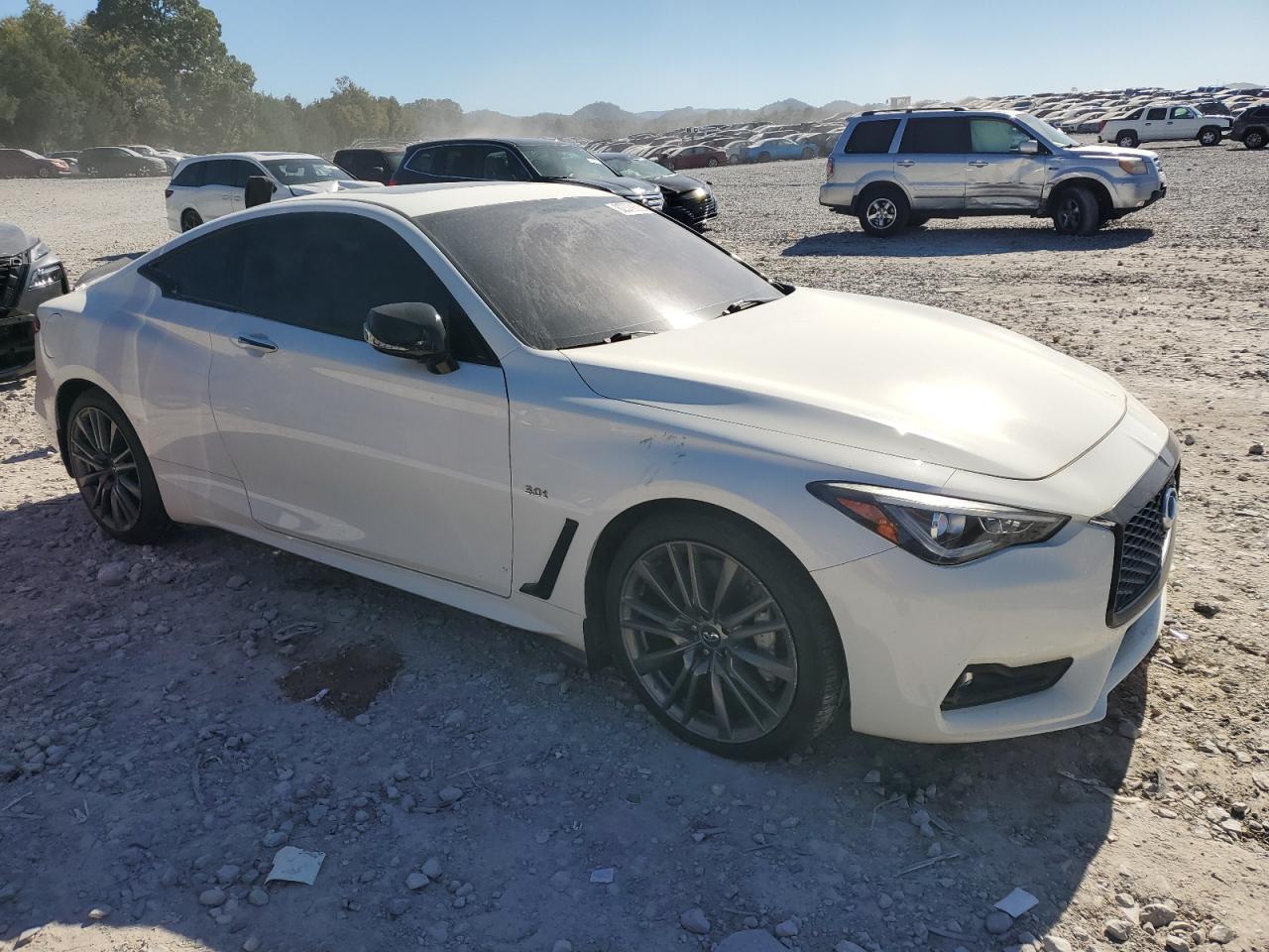 2017 INFINITI Q60
