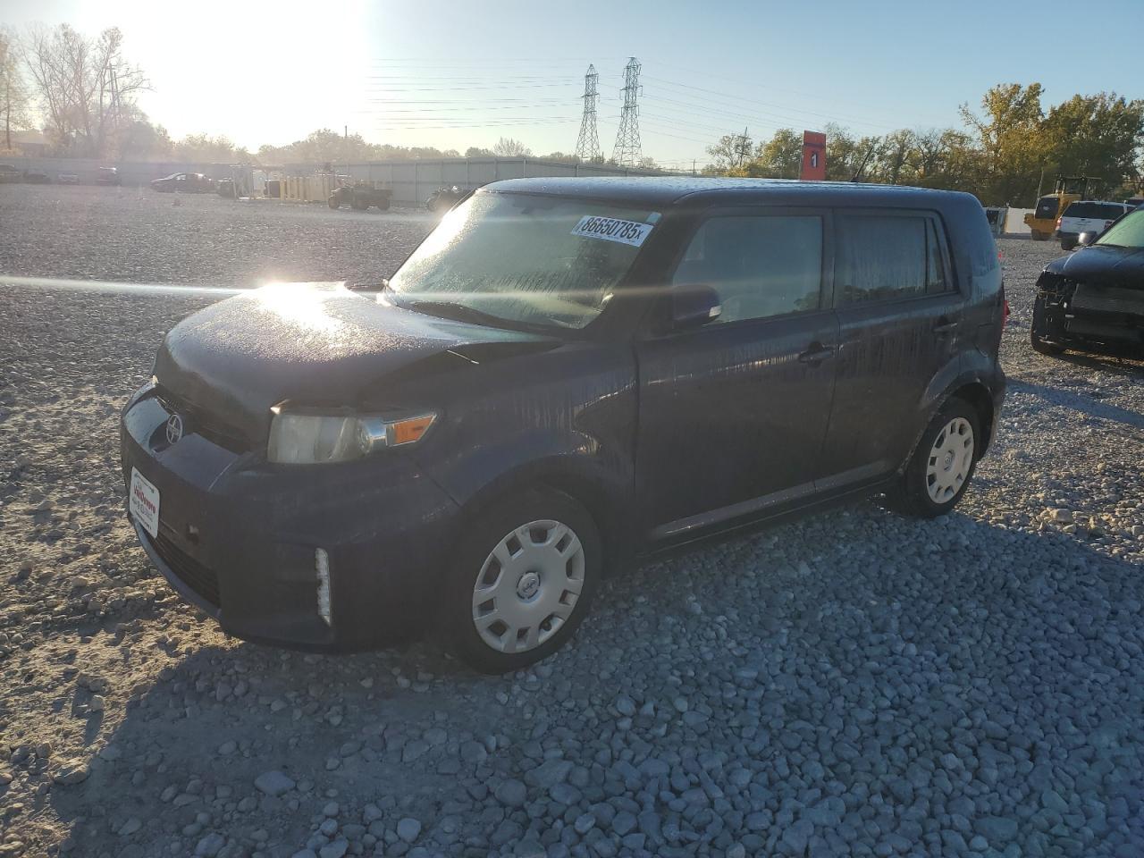2013 TOYOTA SCION