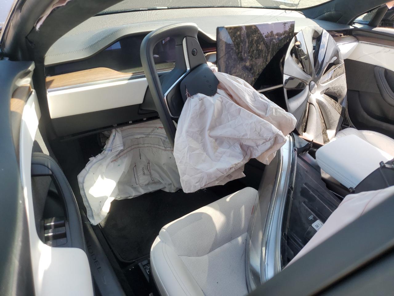 2022 TESLA MODEL S