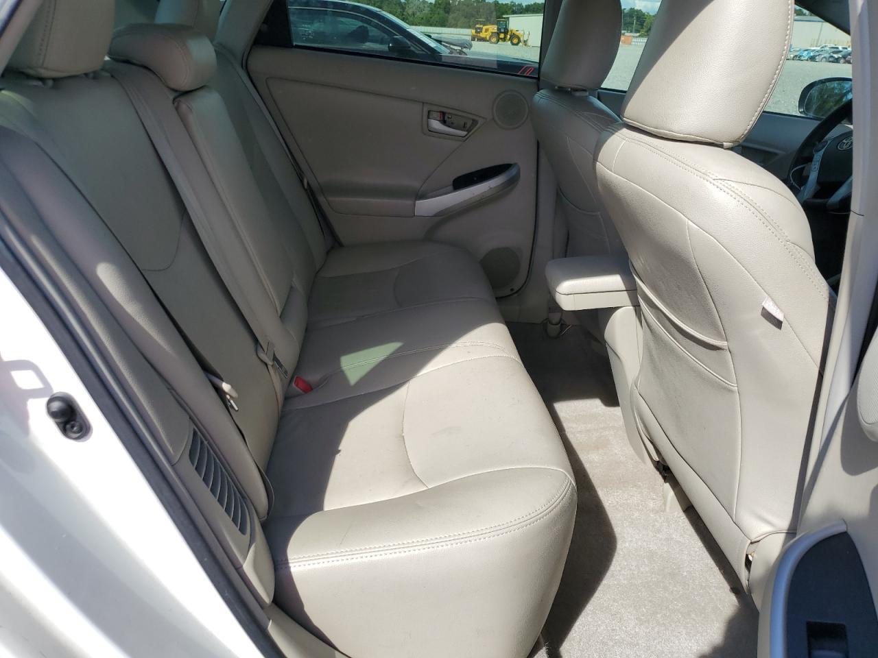 2010 TOYOTA PRIUS