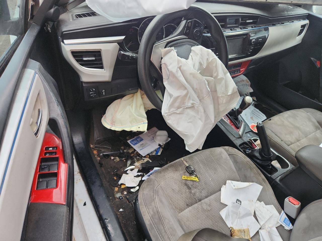 2015 TOYOTA COROLLA
