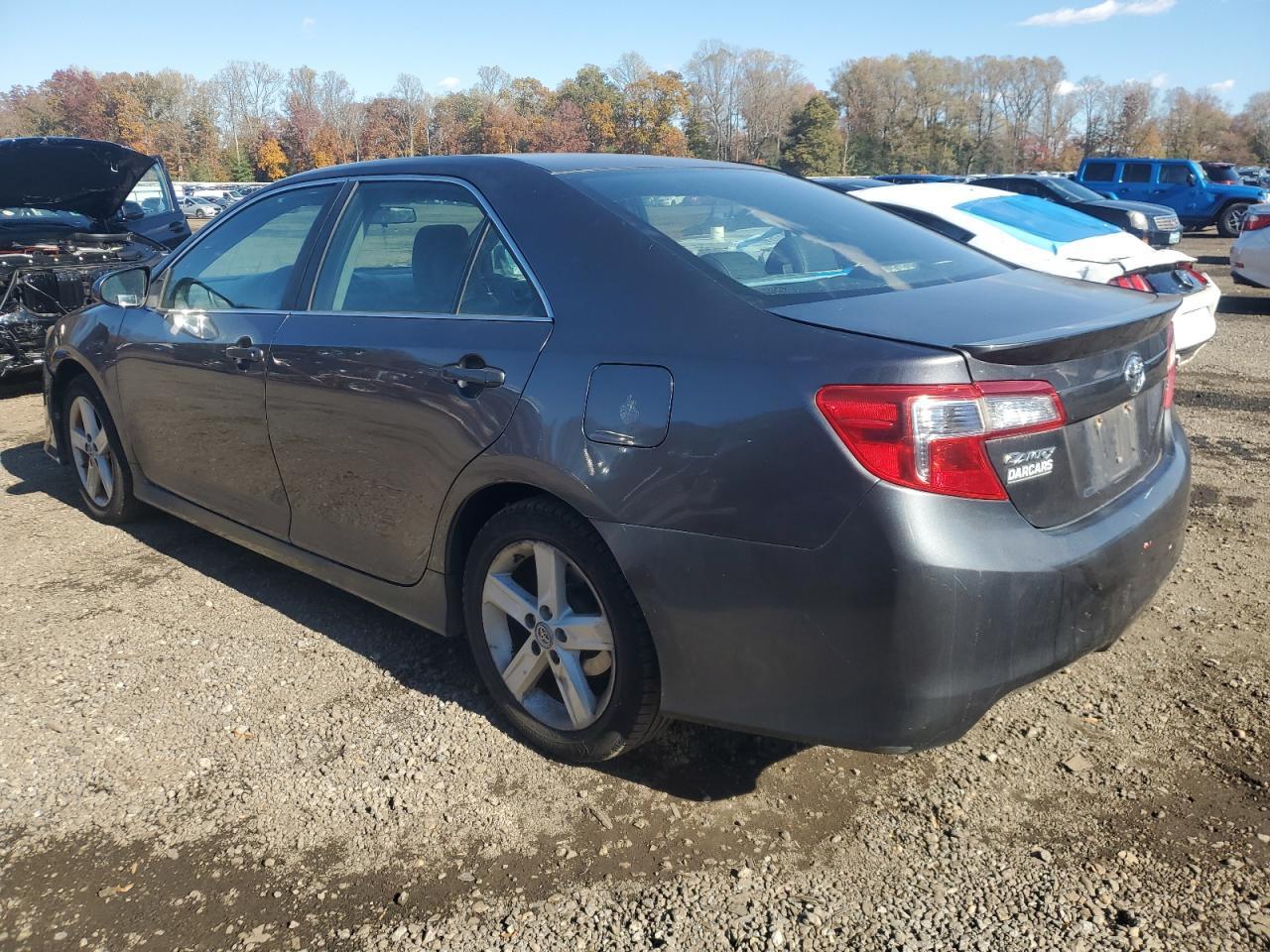 2013 TOYOTA CAMRY