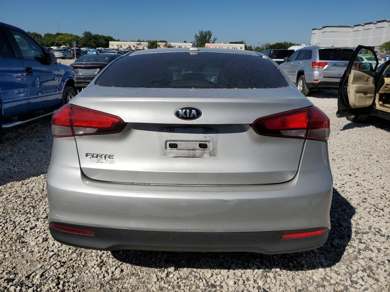 2018 KIA FORTE