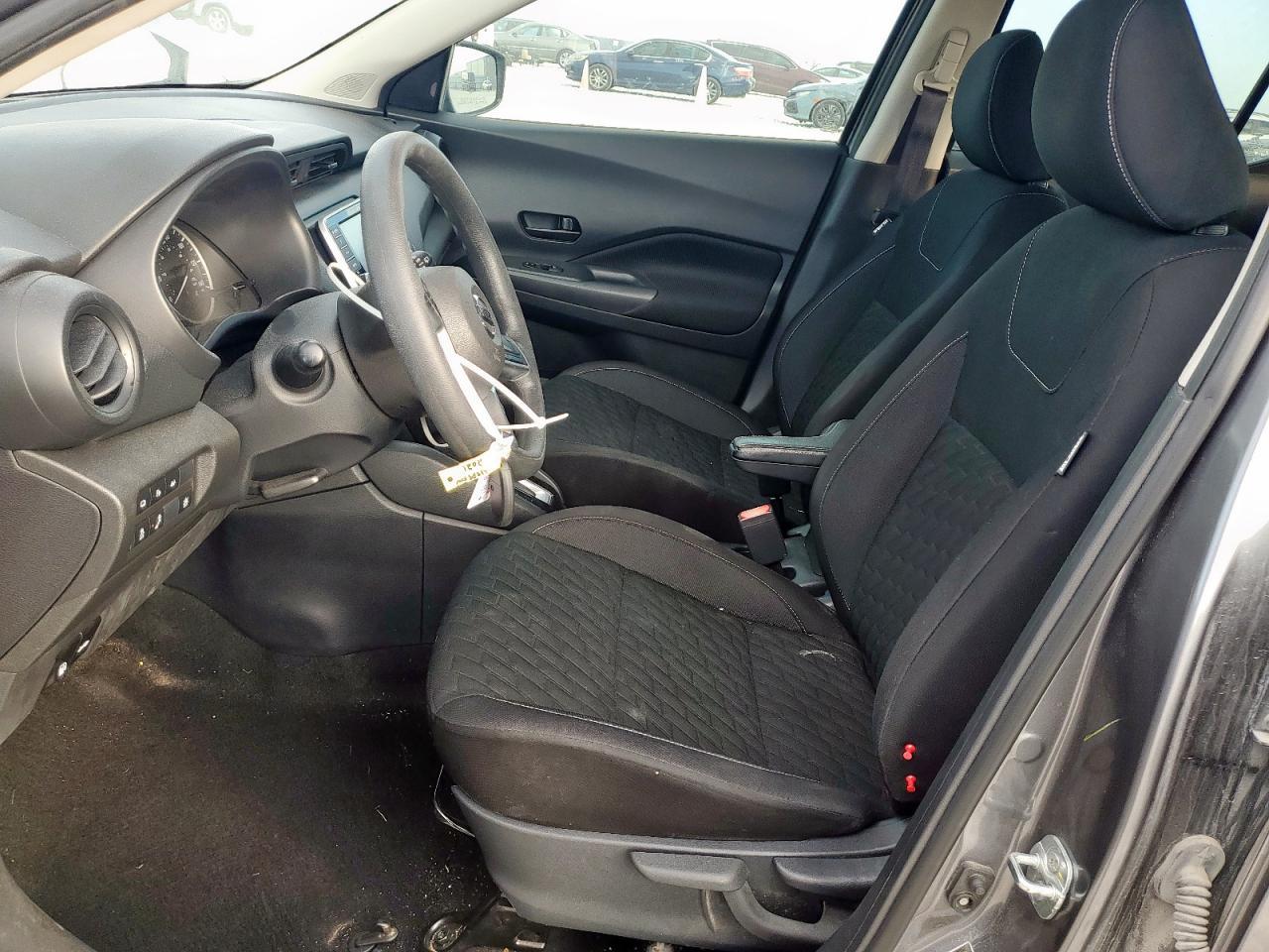 2021 NISSAN KICKS