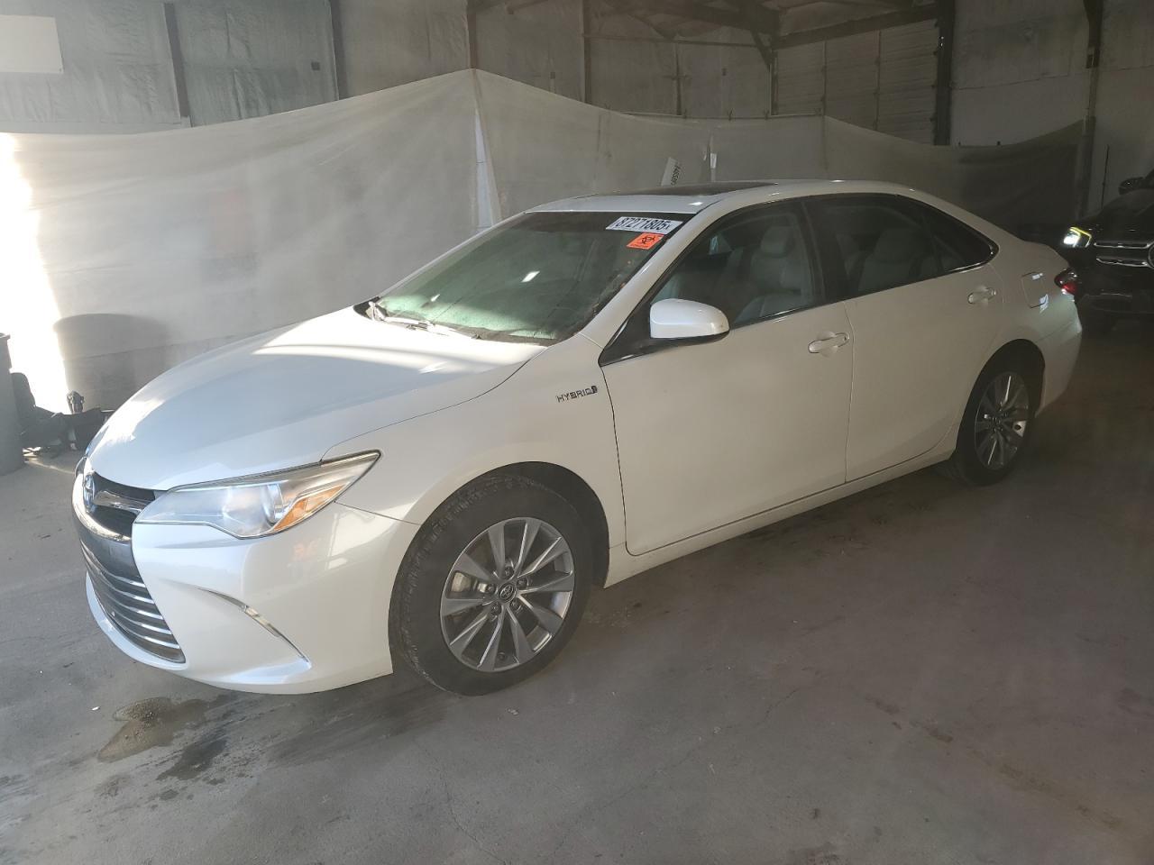 2017 TOYOTA CAMRY