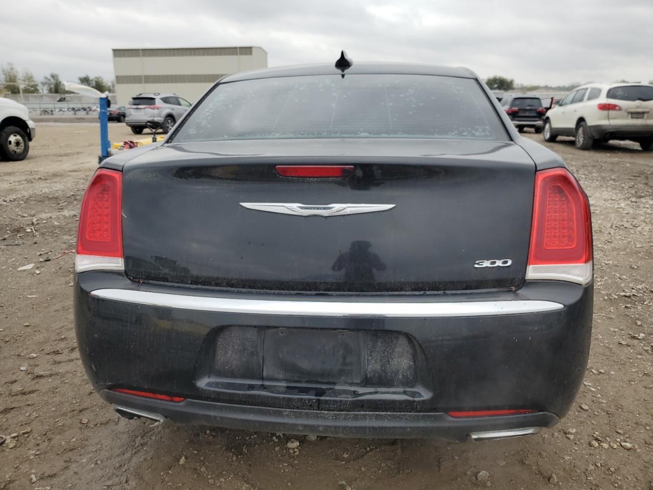 2015 CHRYSLER 300