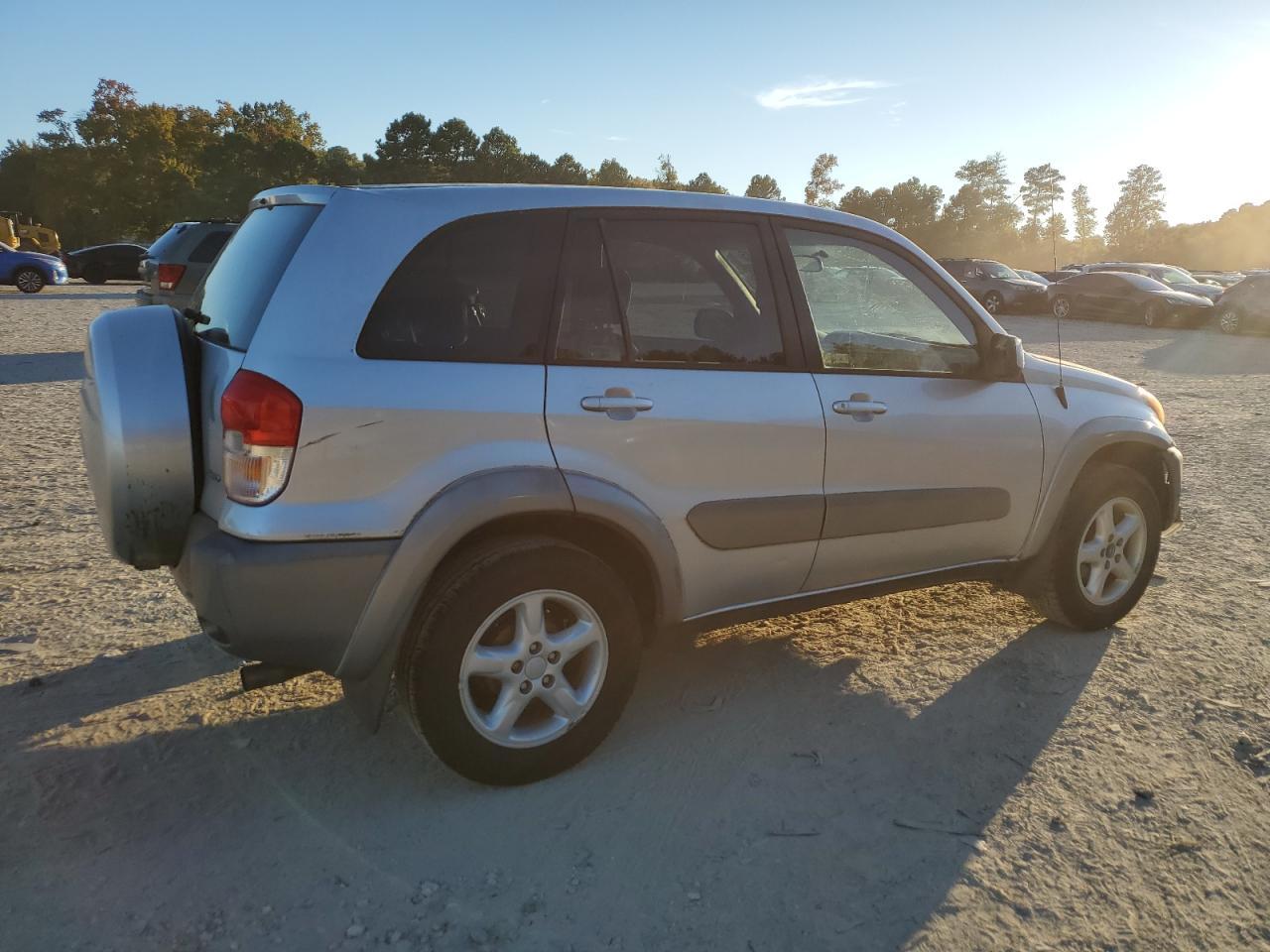 2001 TOYOTA RAV4