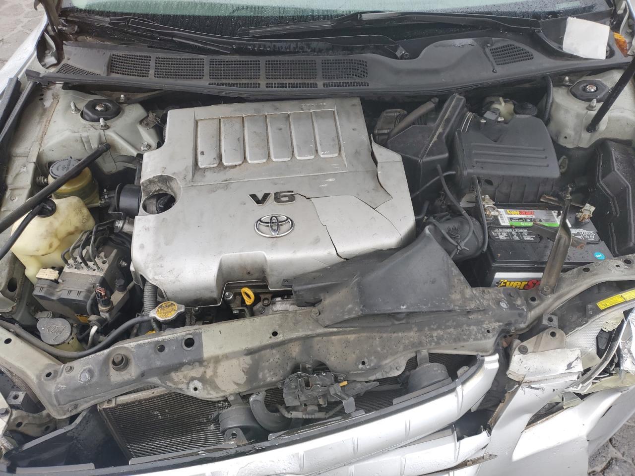 2005 TOYOTA Avalon