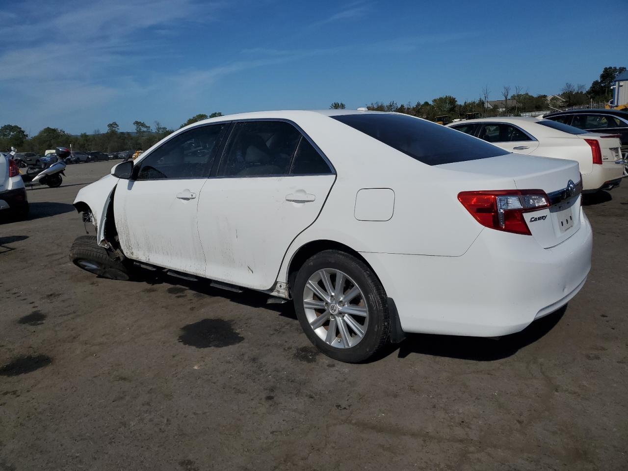 2012 TOYOTA CAMRY
