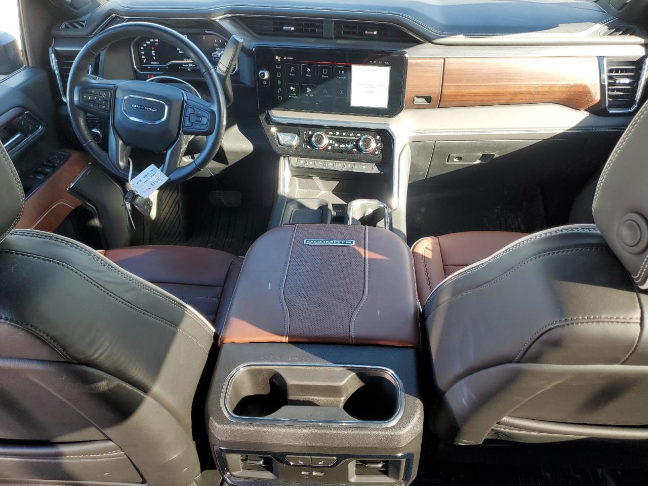 2024 GMC Sierra