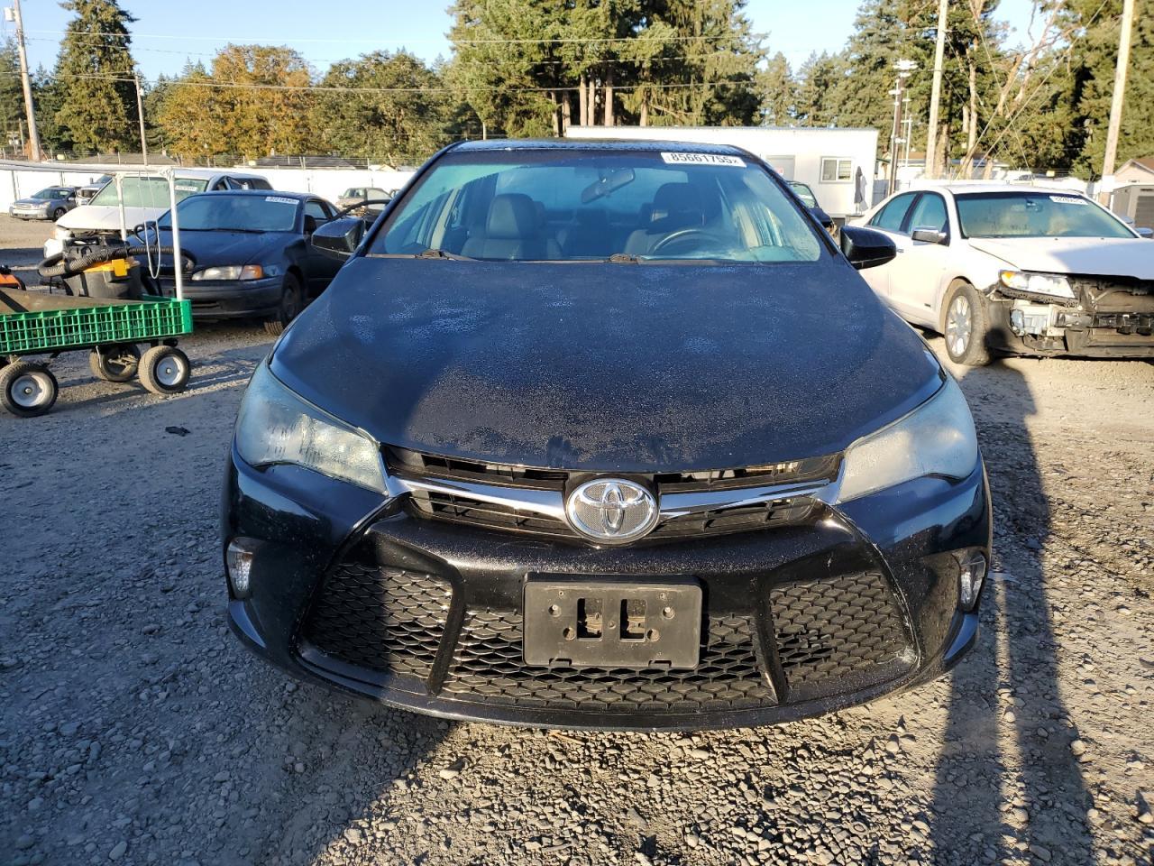 2016 TOYOTA CAMRY