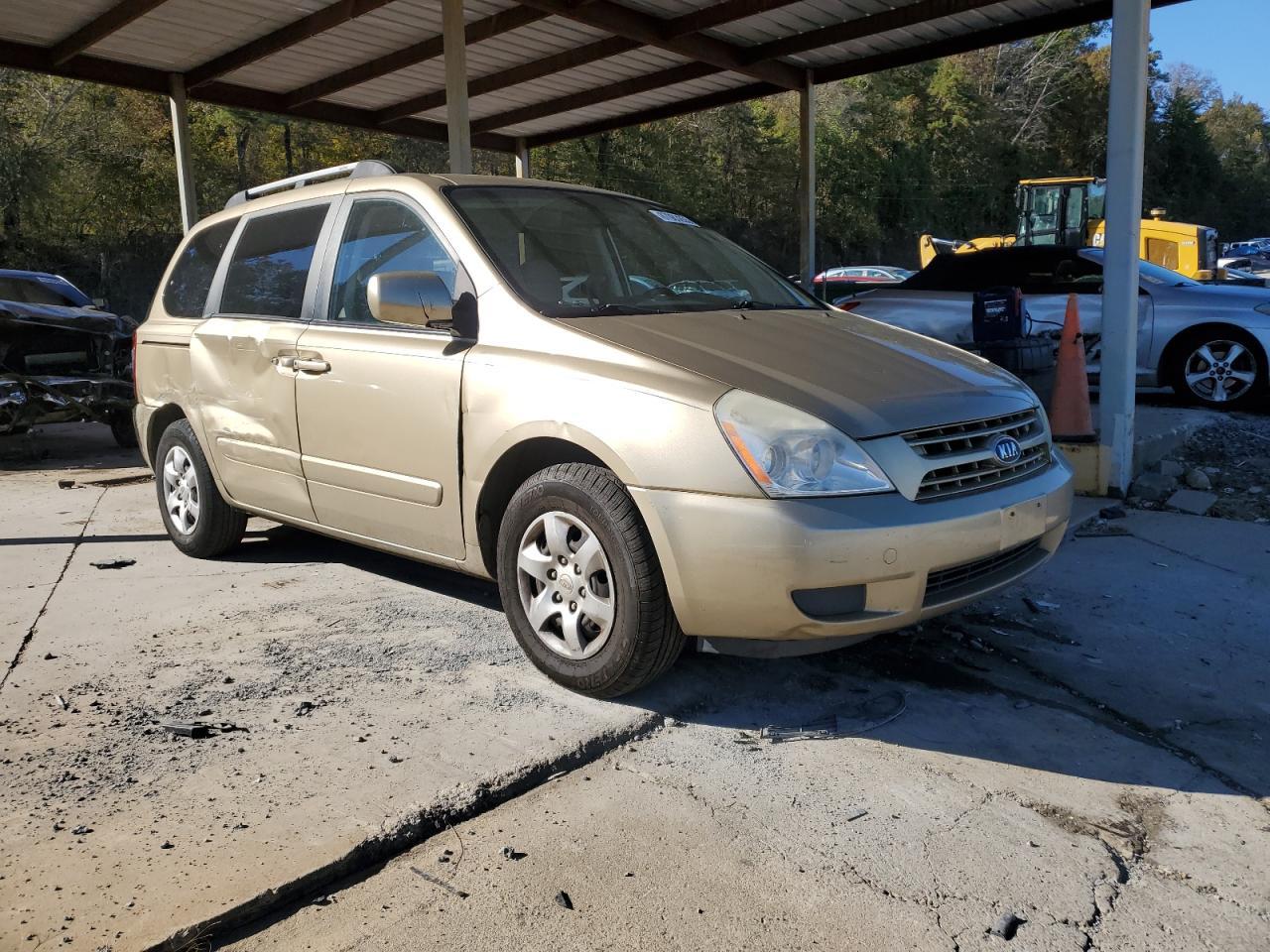 2008 KIA SEDONA