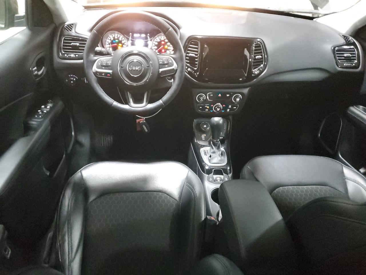 2020 JEEP Compass