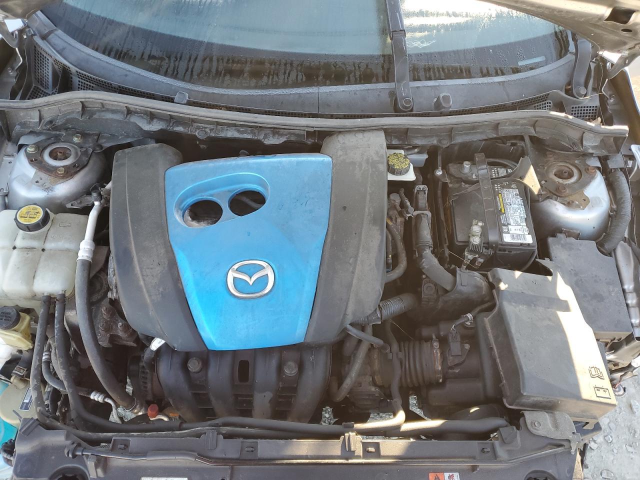 2013 MAZDA 3