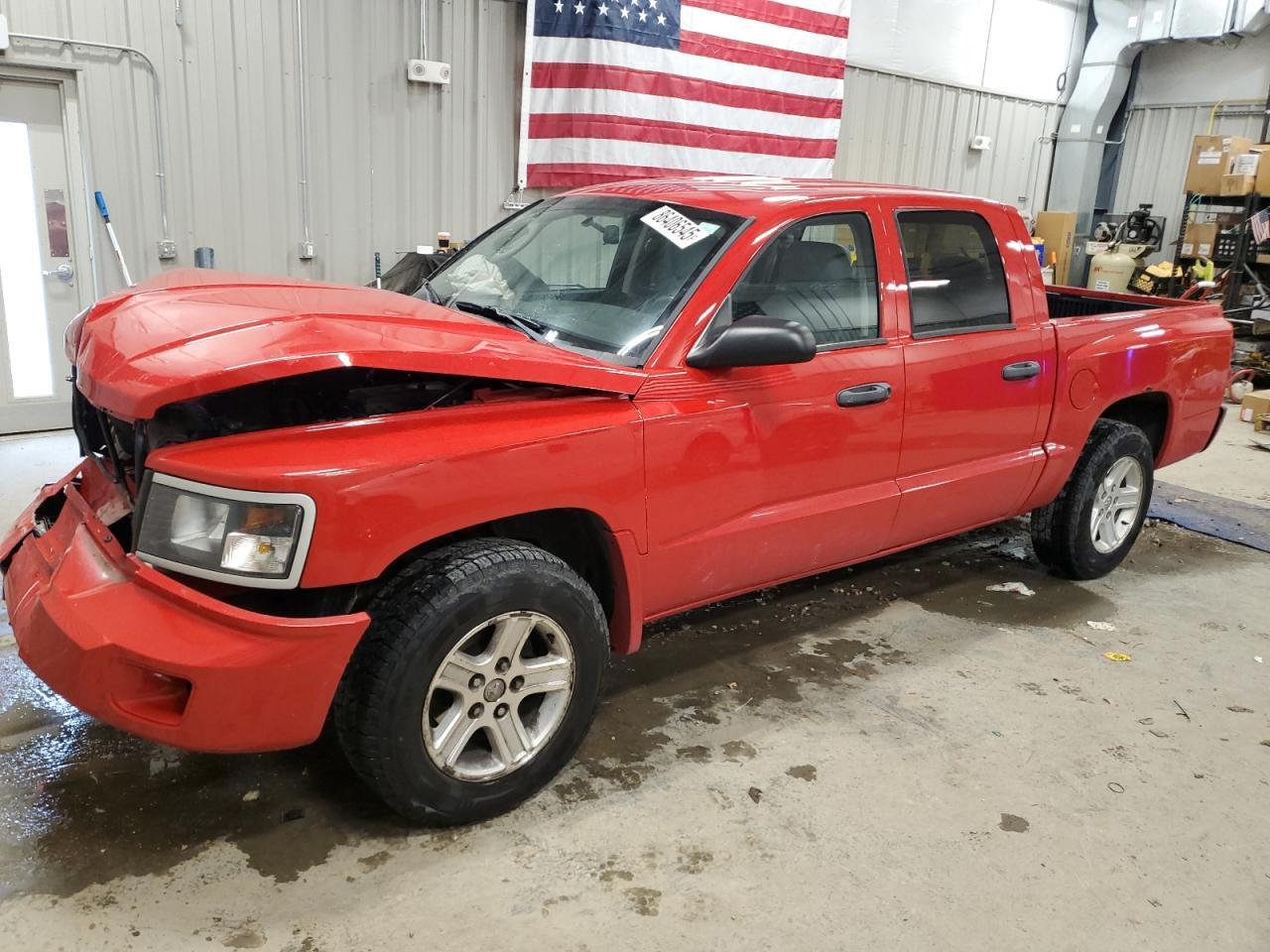 2011 DODGE Dakota