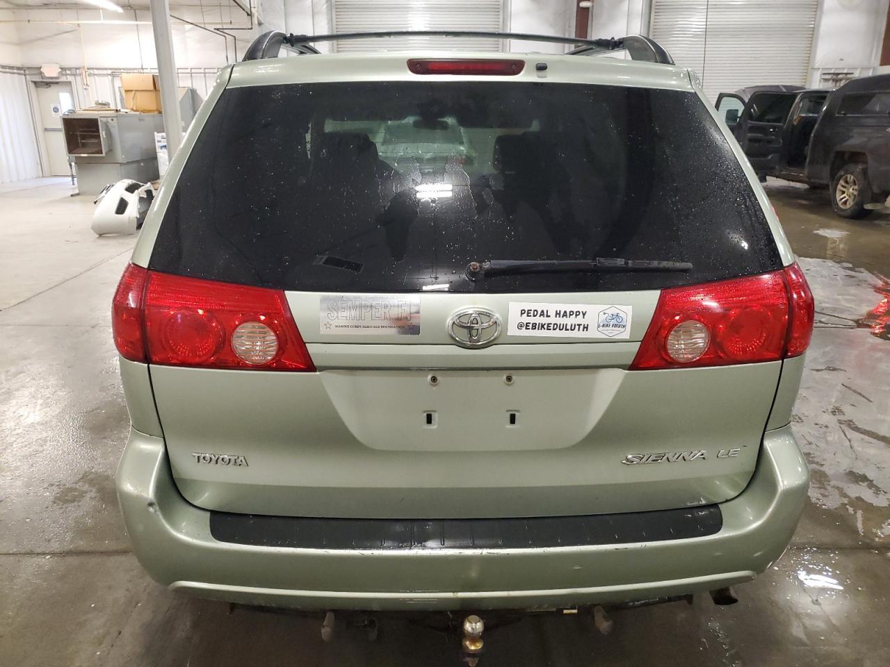 2007 TOYOTA SIENNA