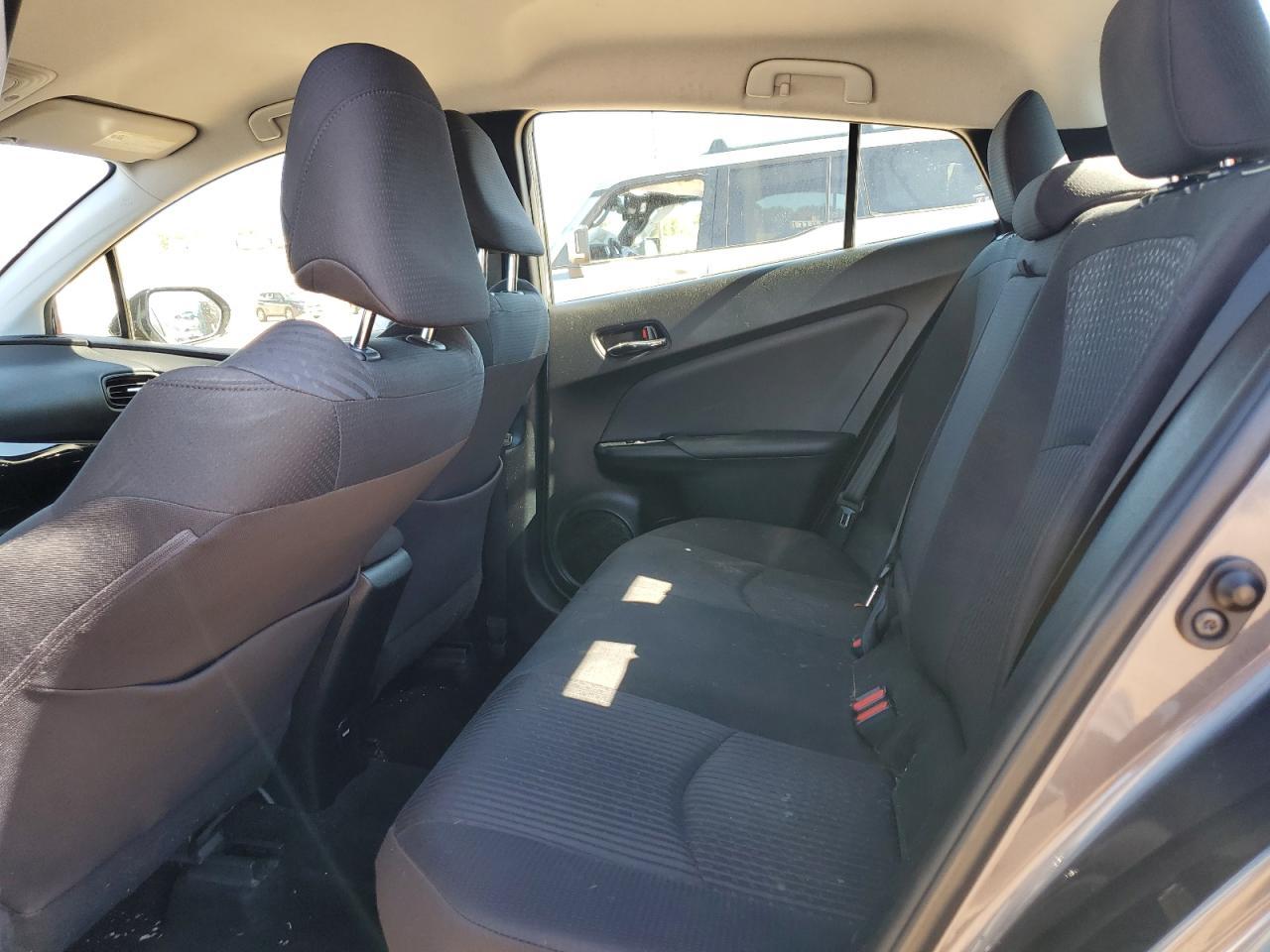 2018 TOYOTA PRIUS