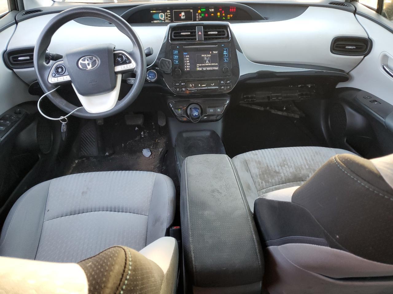2017 TOYOTA PRIUS
