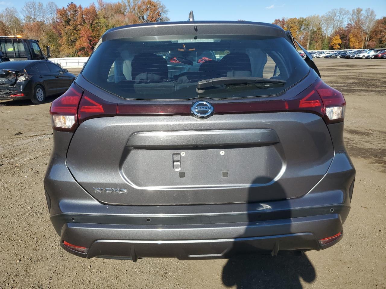 2021 NISSAN KICKS