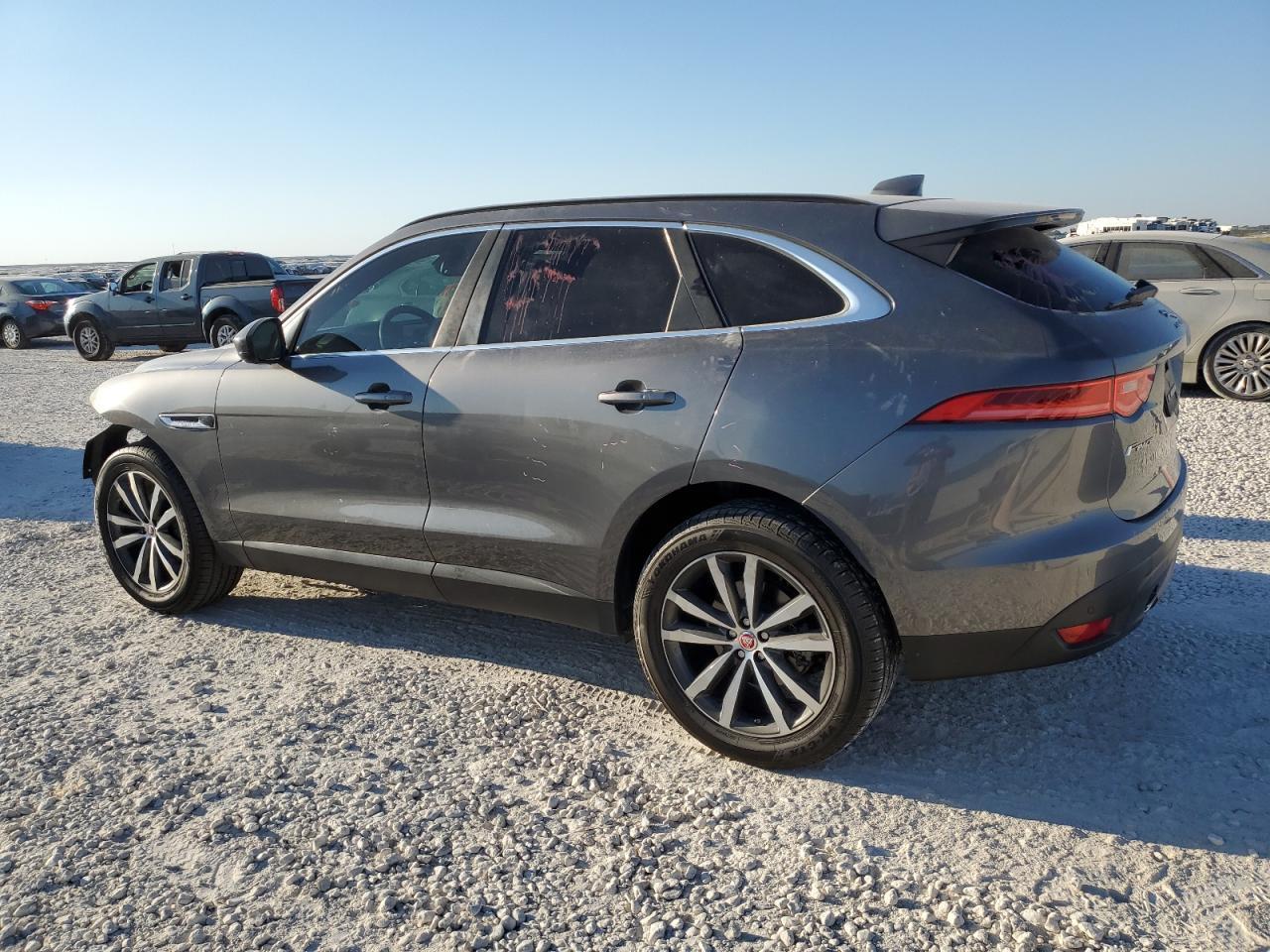 2018 JAGUAR F-Pace