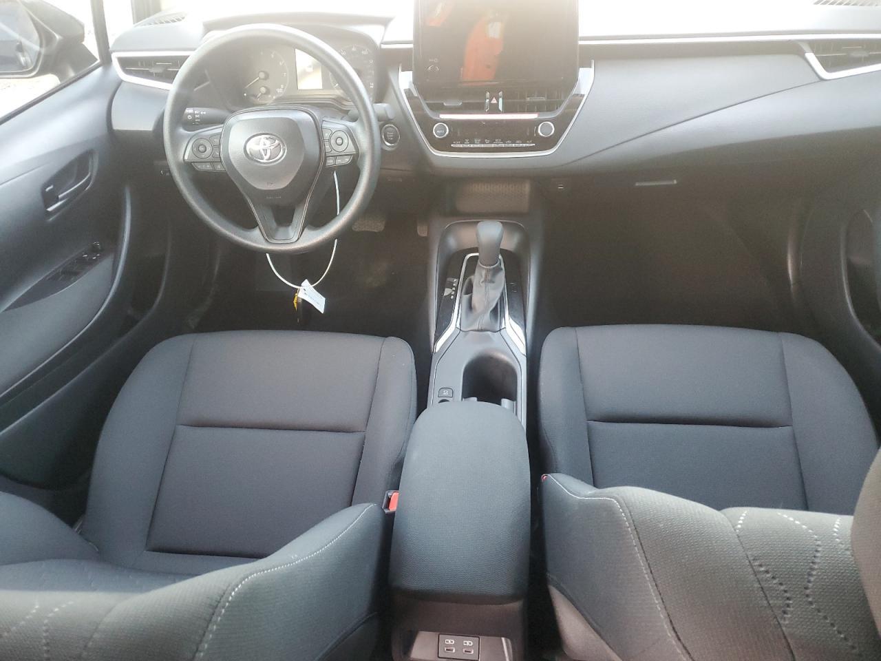 2025 TOYOTA COROLLA