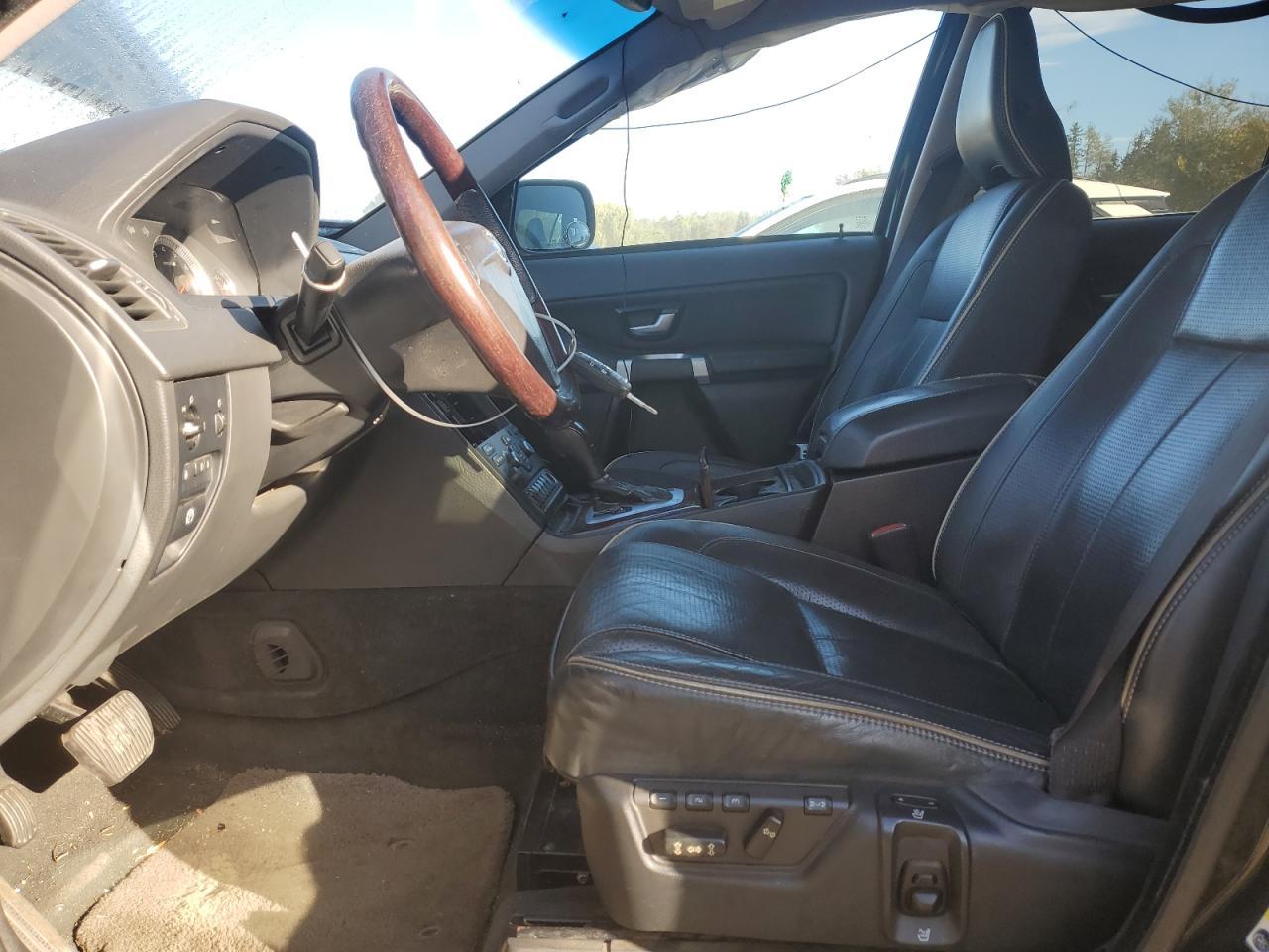 2010 VOLVO XC90