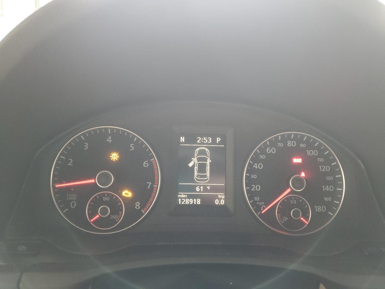 2010 VOLKSWAGEN EOS