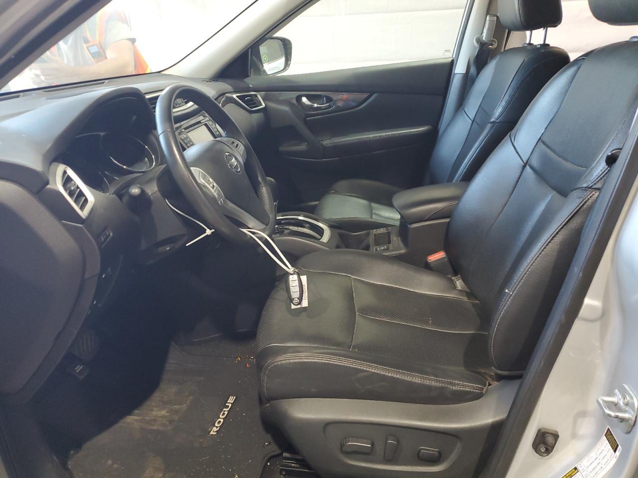 2016 NISSAN ROGUE