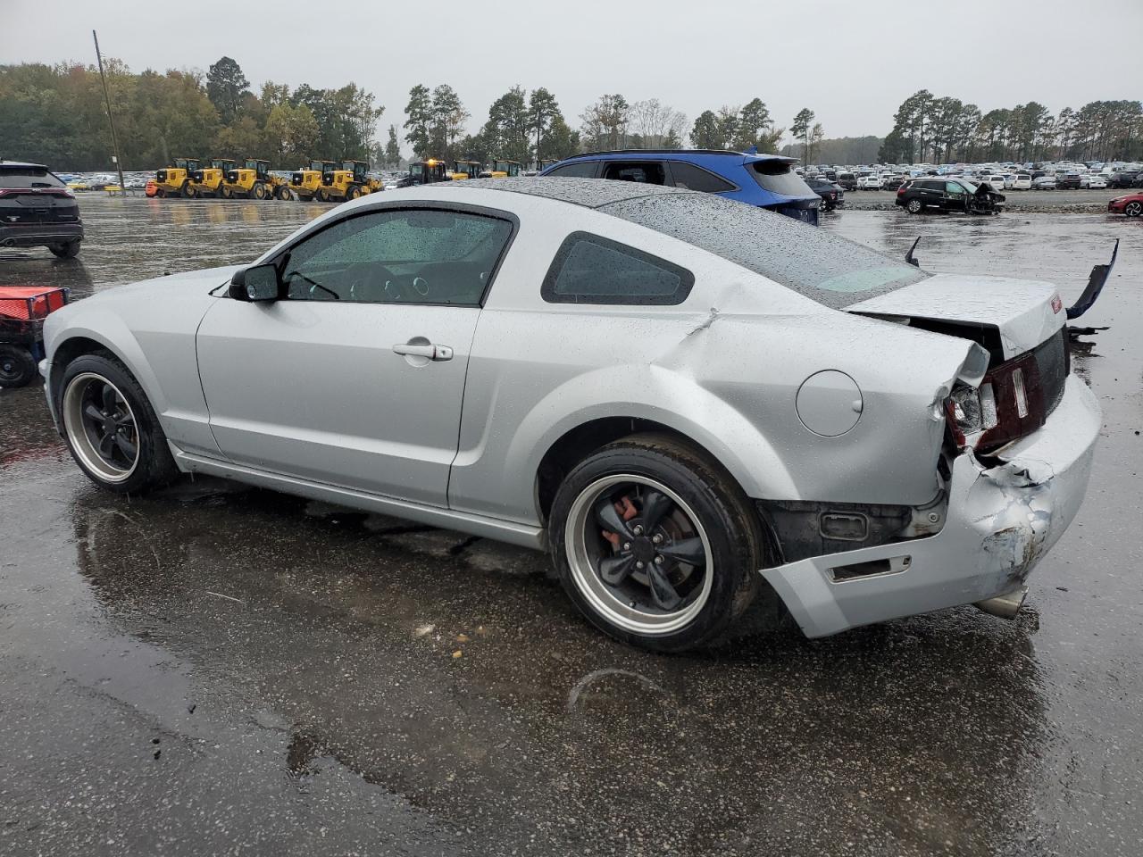 2005 FORD MUSTANG