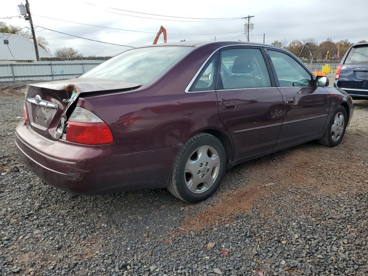 2003 TOYOTA Avalon