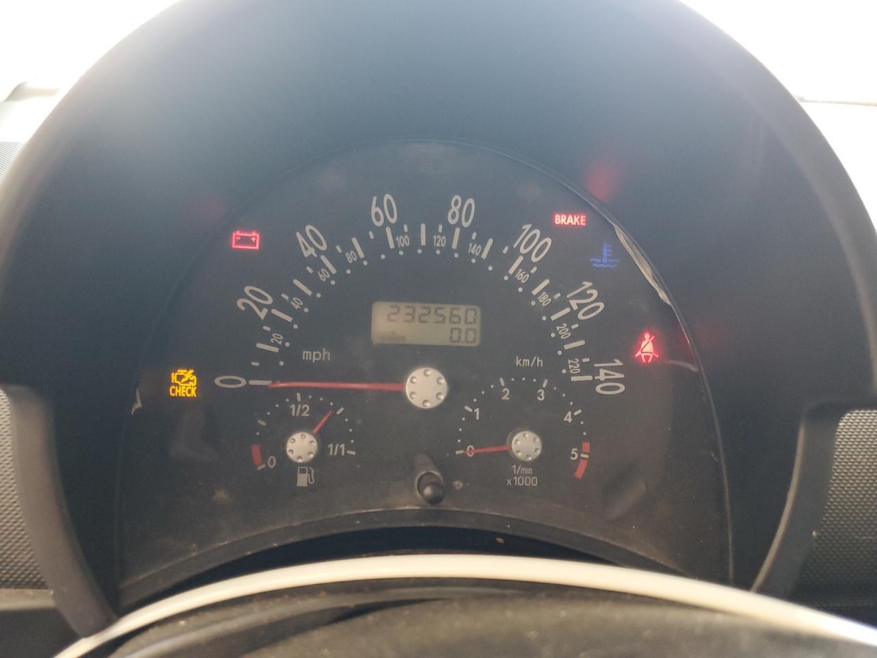 2000 VOLKSWAGEN Beetle