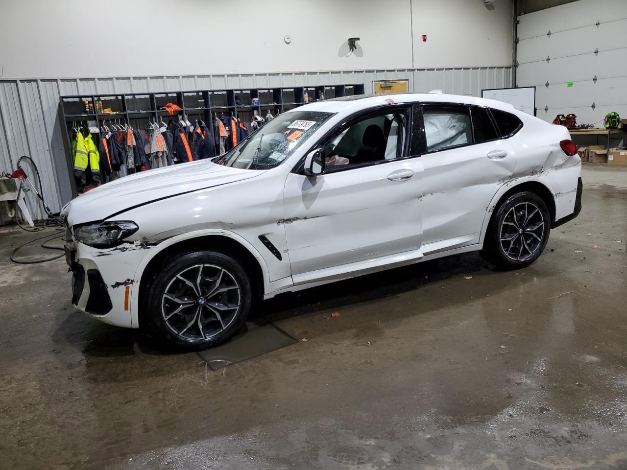 2024 BMW X4