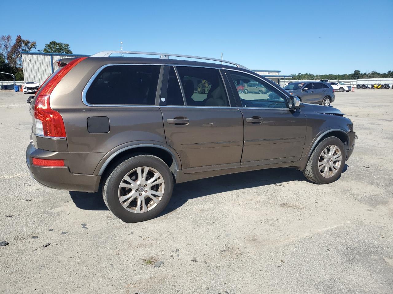2013 VOLVO XC90