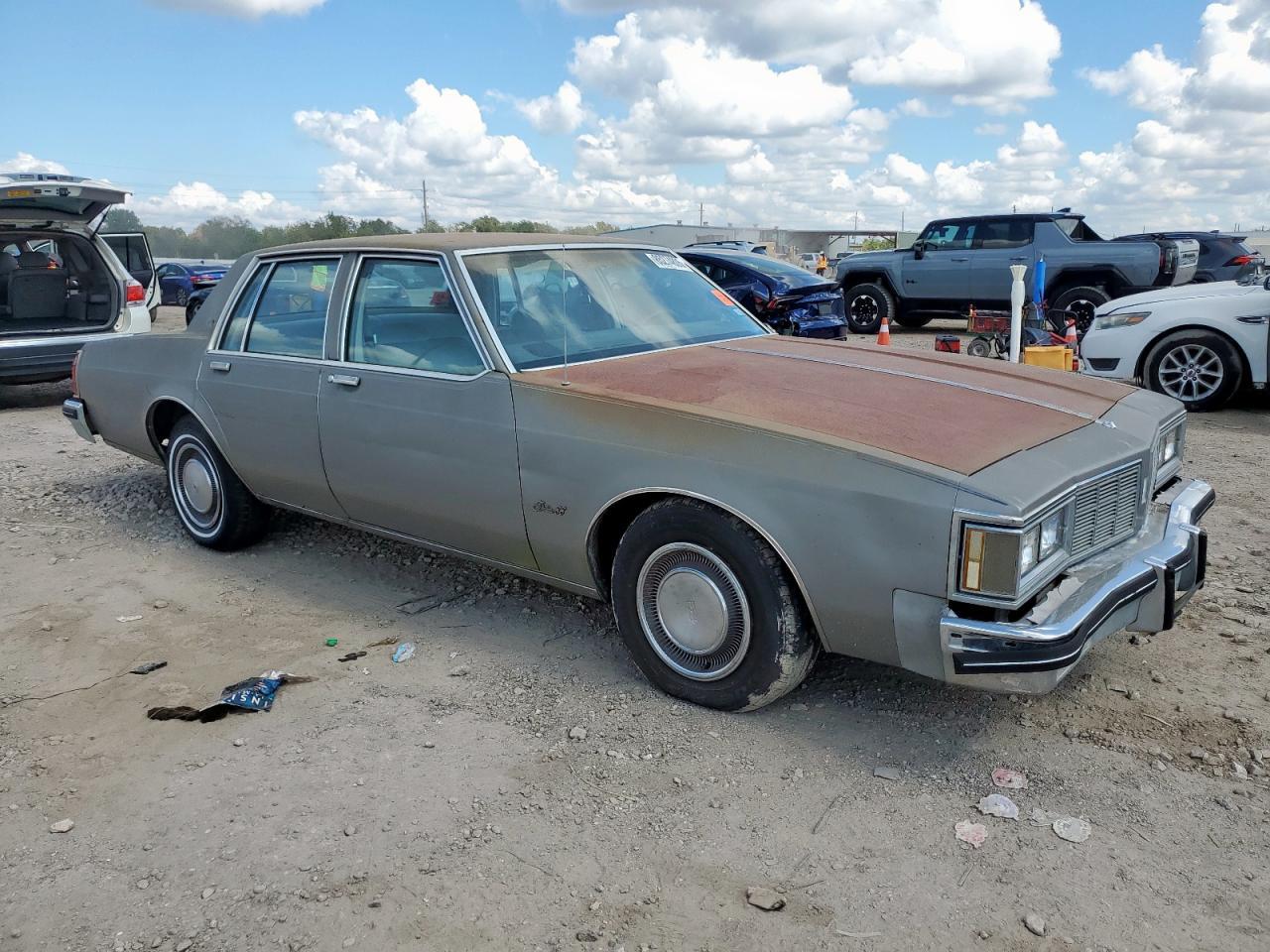 1983 OLDSMOBILE Delta 88