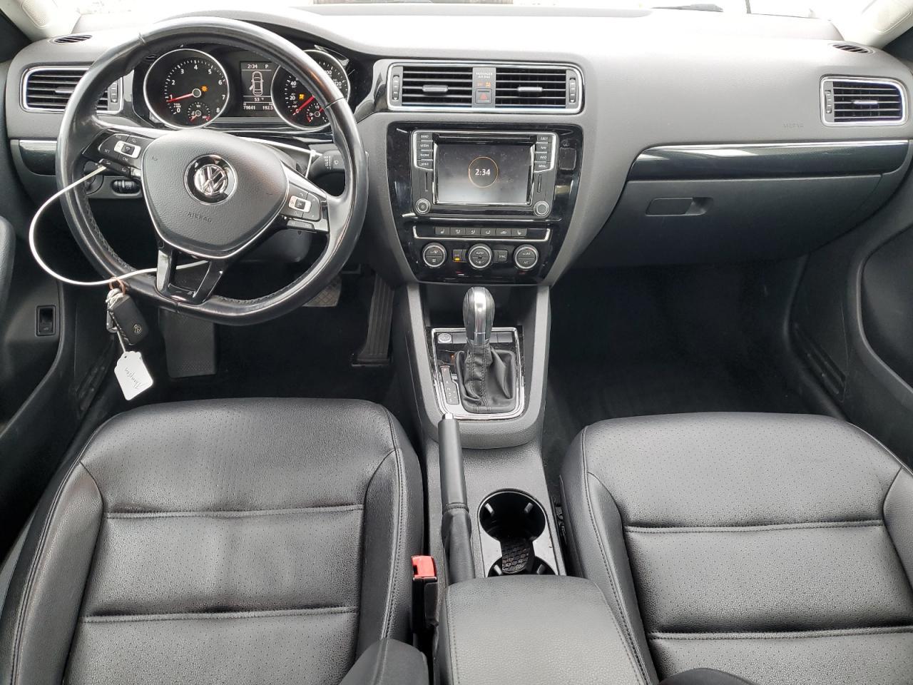 2017 VOLKSWAGEN JETTA