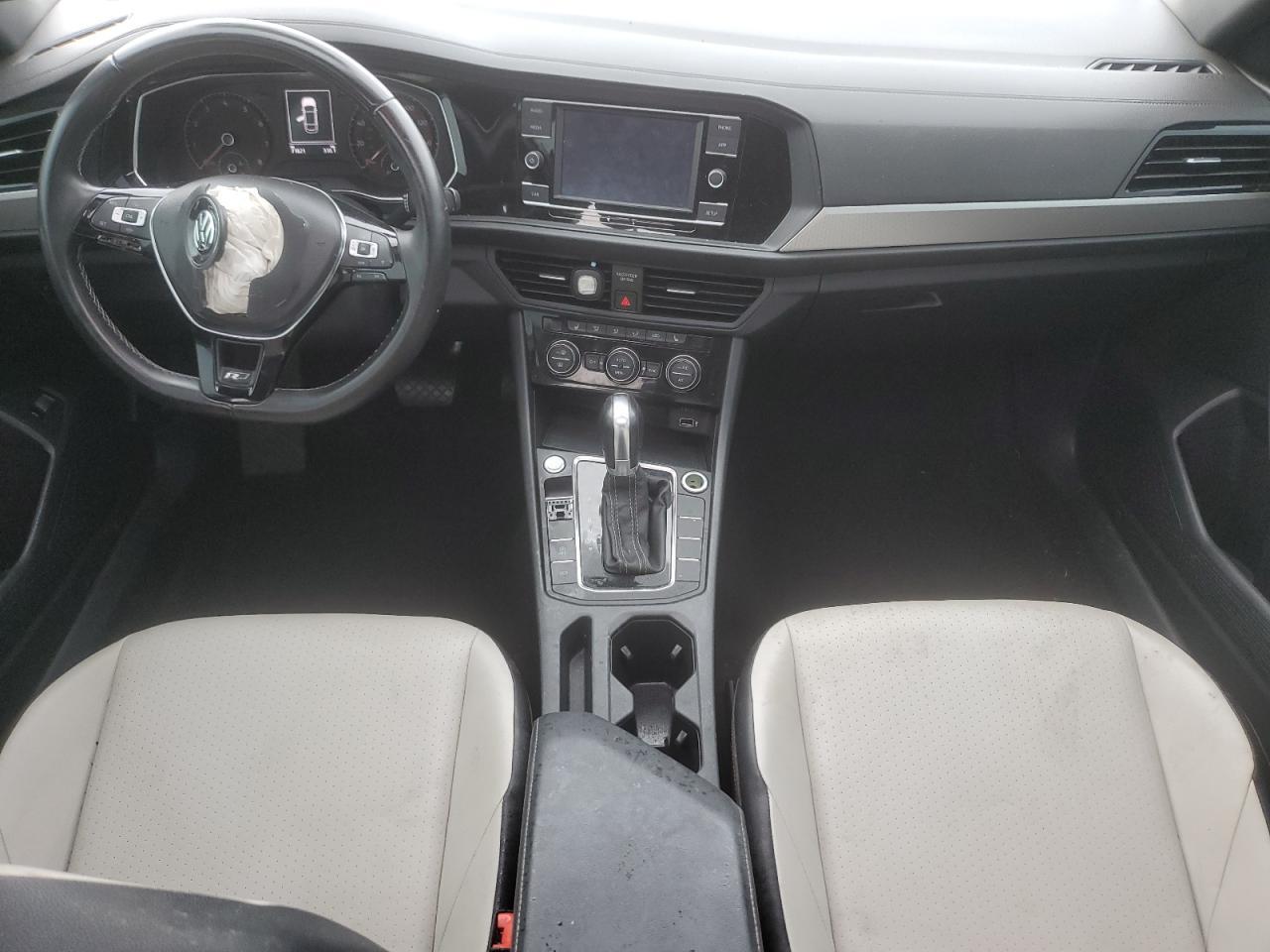 2019 VOLKSWAGEN JETTA