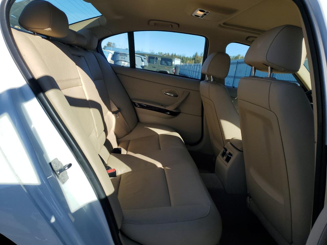2010 BMW 3 SERIES